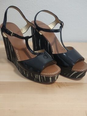 Preowned Kate Spade 9.5 Strappy Platform Wedge Zebra Wood Sandals patent leather